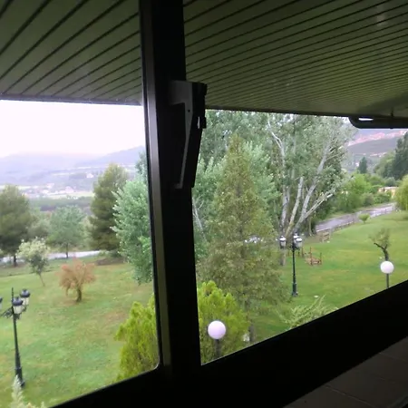 Отель Hosteria El Tozal 3*